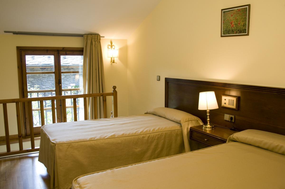 Hotel Santa Barbara De La Vall D'אורדינו מראה חיצוני תמונה