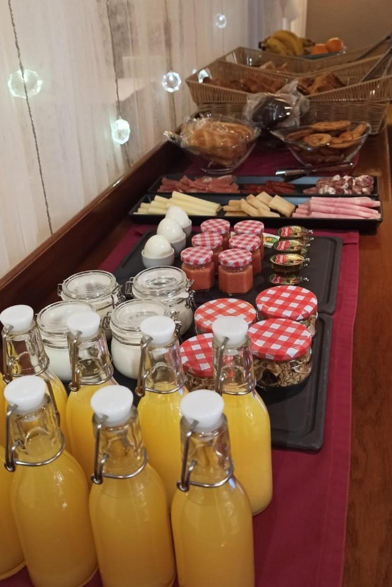 Hotel Santa Barbara De La Vall D'אורדינו מראה חיצוני תמונה
