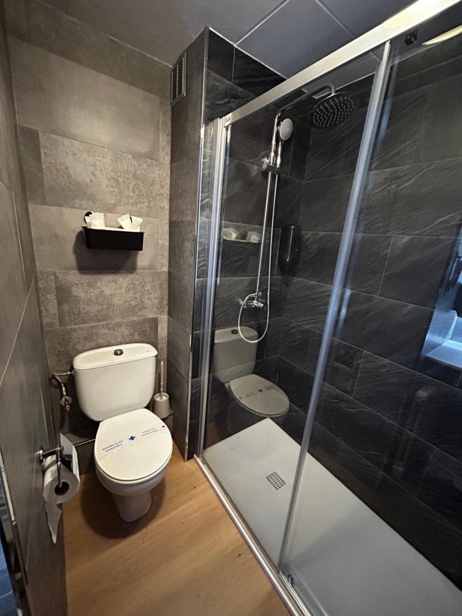 Hotel Santa Barbara De La Vall D'אורדינו מראה חיצוני תמונה