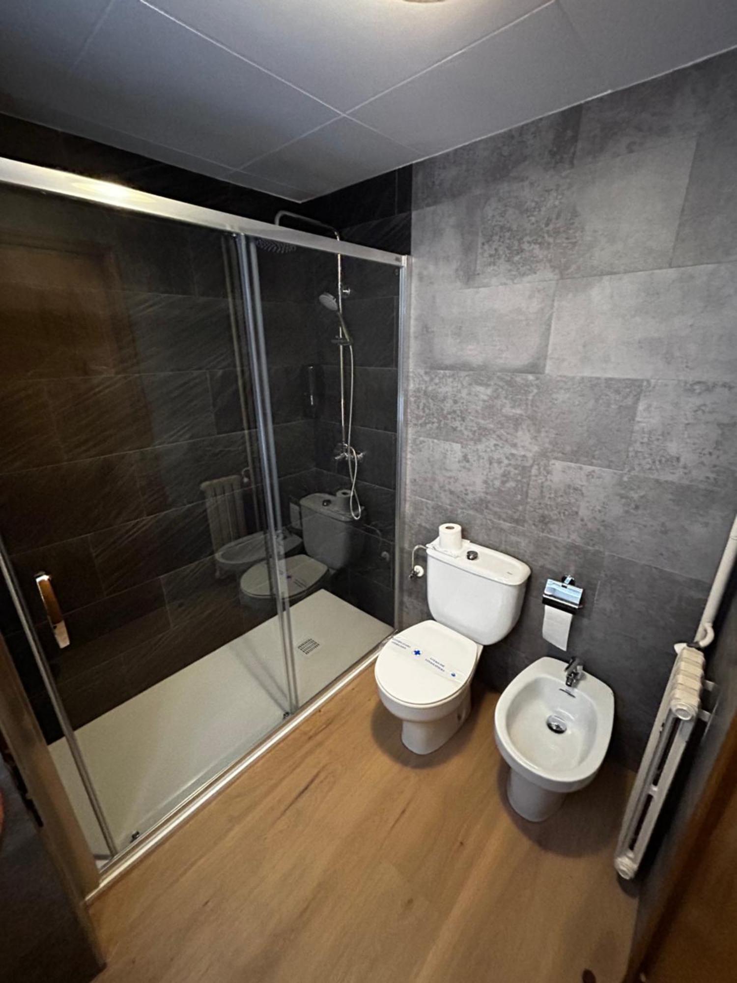 Hotel Santa Barbara De La Vall D'אורדינו מראה חיצוני תמונה