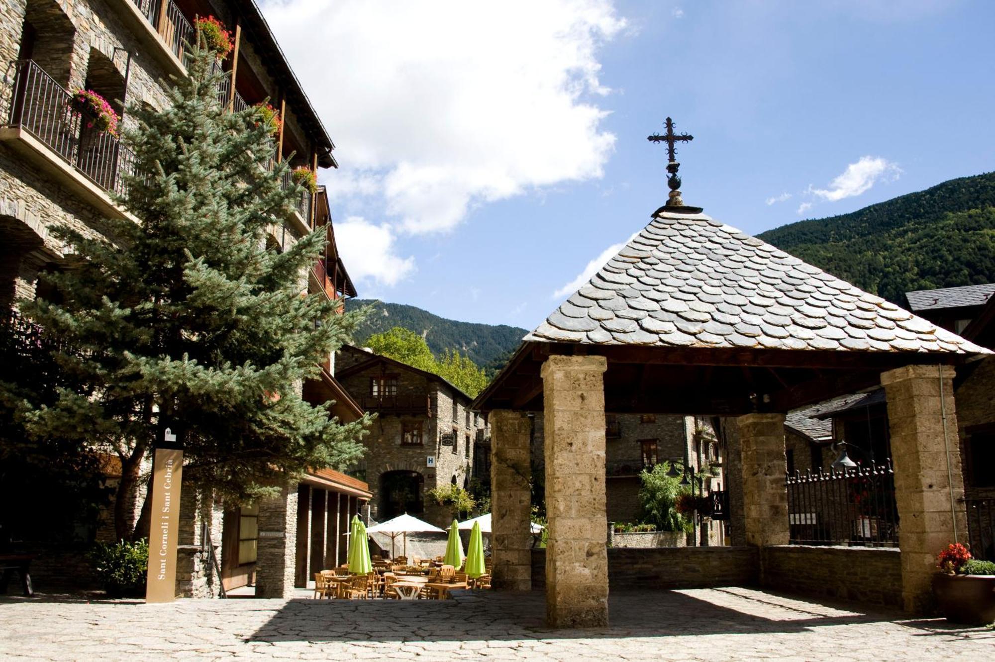 Hotel Santa Barbara De La Vall D'אורדינו מראה חיצוני תמונה