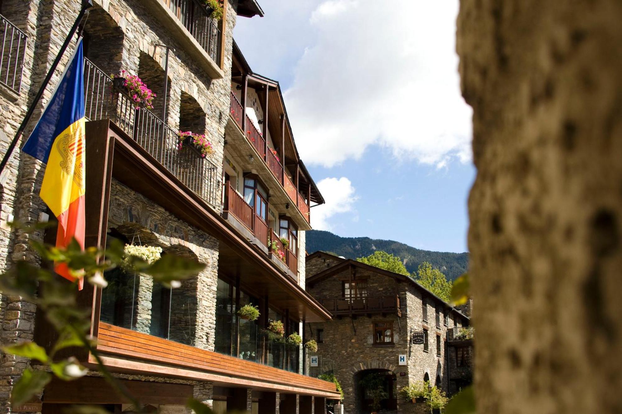 Hotel Santa Barbara De La Vall D'אורדינו מראה חיצוני תמונה