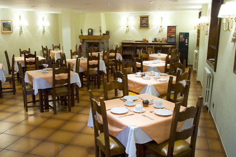 Hotel Santa Barbara De La Vall D'אורדינו מראה חיצוני תמונה