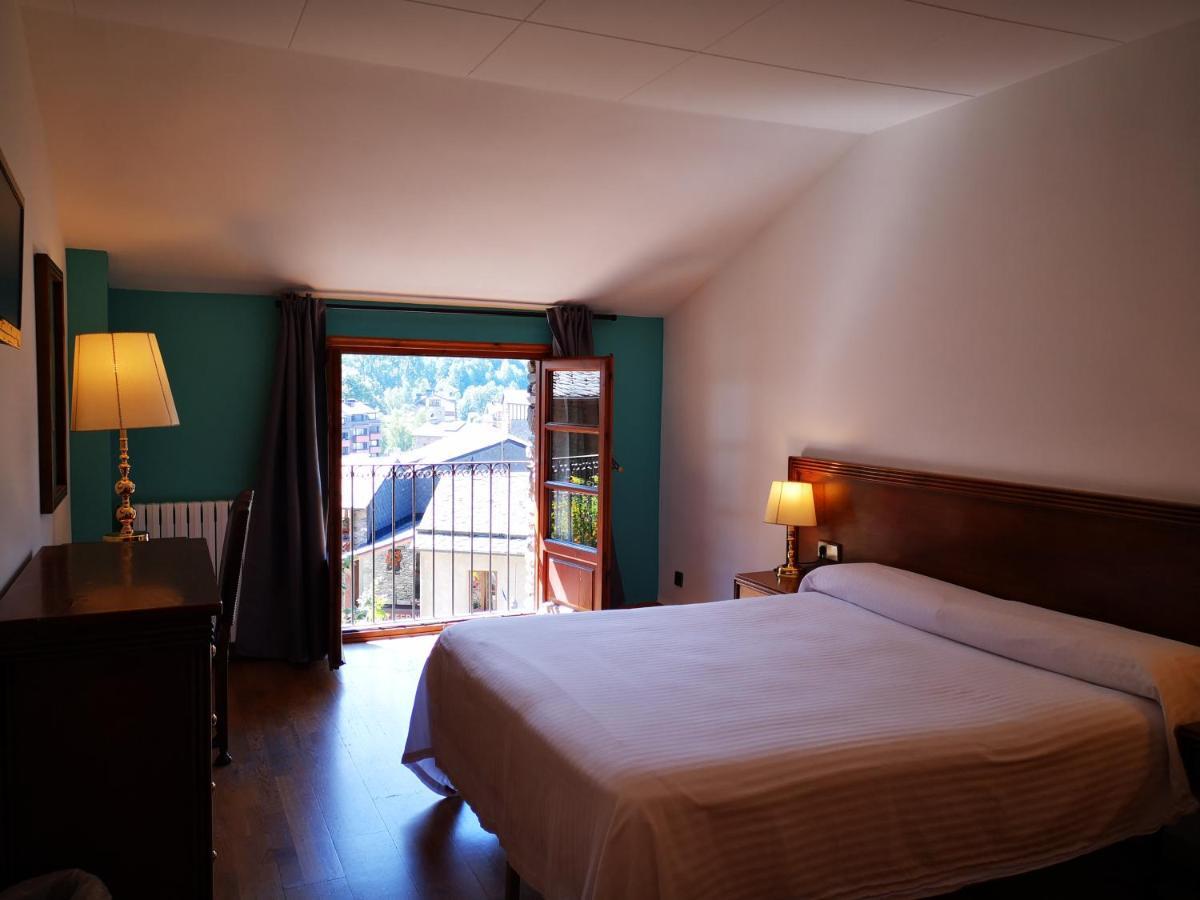 Hotel Santa Barbara De La Vall D'אורדינו מראה חיצוני תמונה